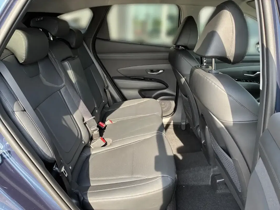 Hyundai TUCSON - Thumbnail 13