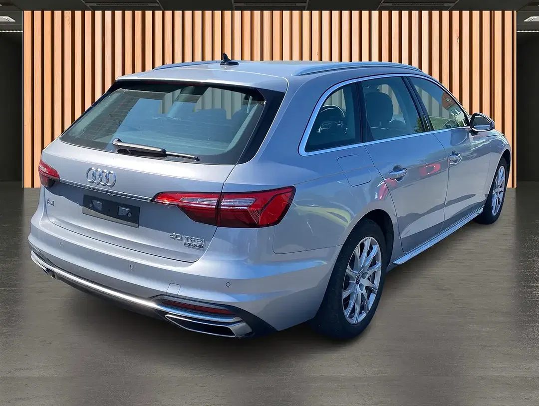 Audi A4 - Thumbnail 4