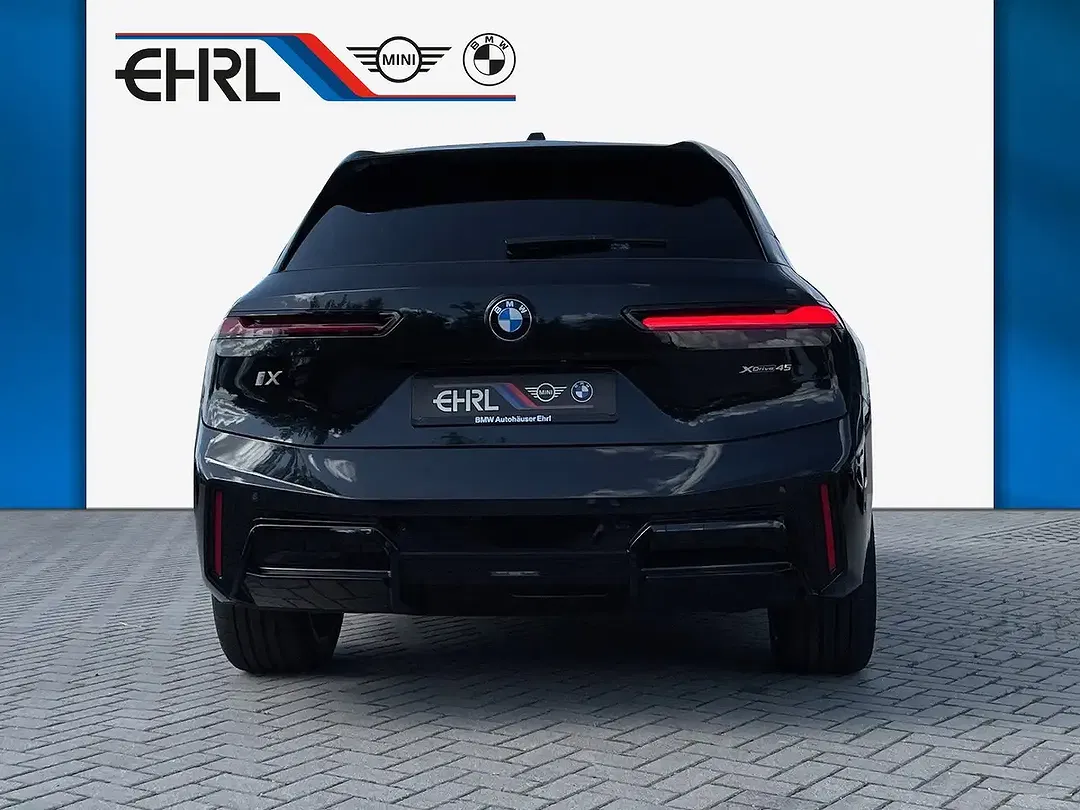 BMW iX - Thumbnail 6
