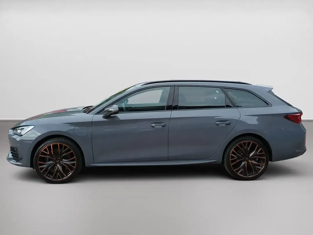CUPRA Leon - Thumbnail 3