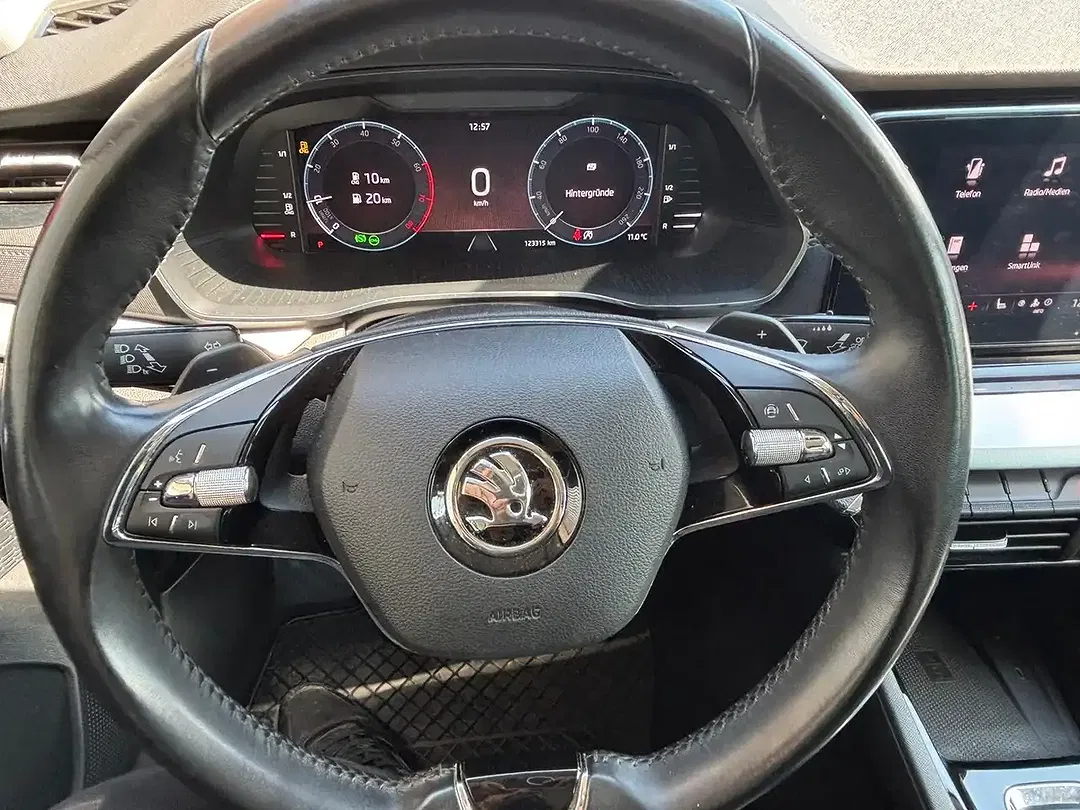 Skoda Octavia 1.5 TSI G-TEC DSG - foto 8