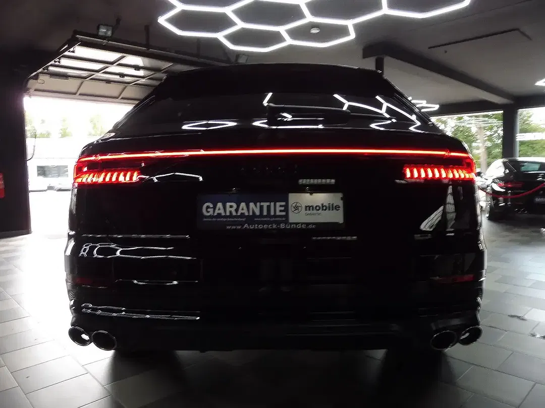 Audi SQ8 - Thumbnail 7