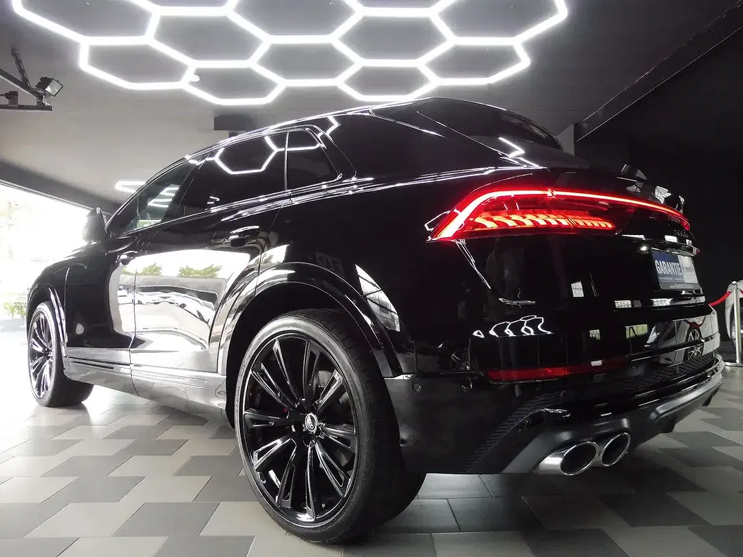 Audi SQ8 - Thumbnail 8