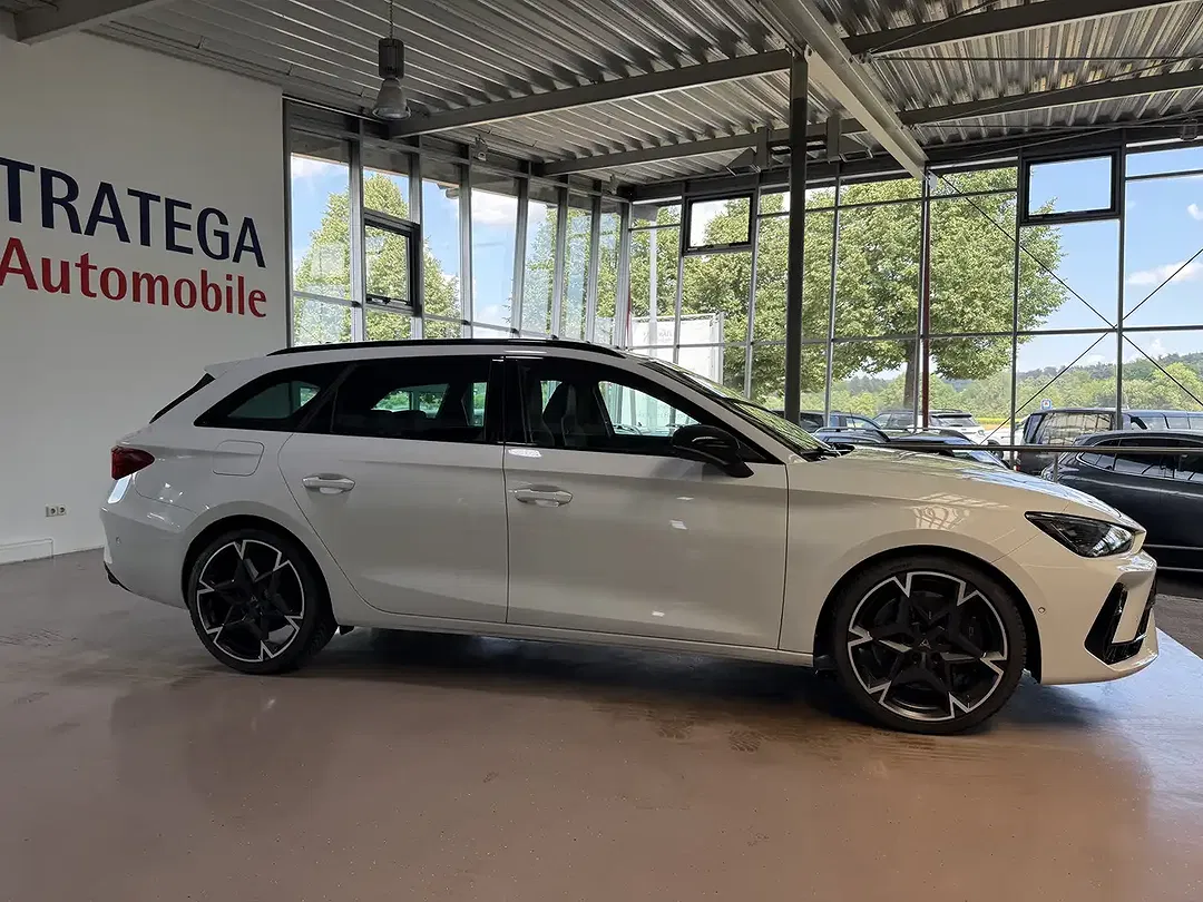 CUPRA Leon - Thumbnail 9