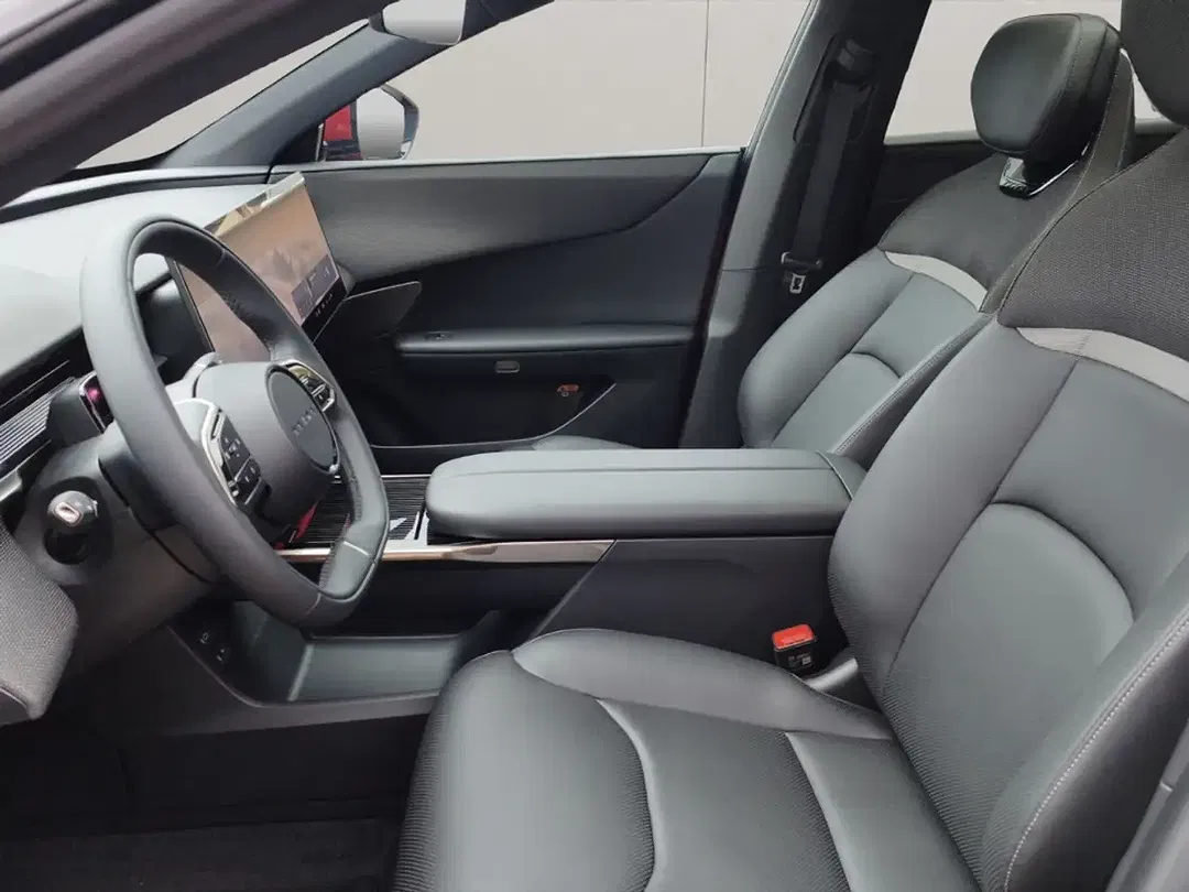 Mazda CX-6e - Thumbnail 10