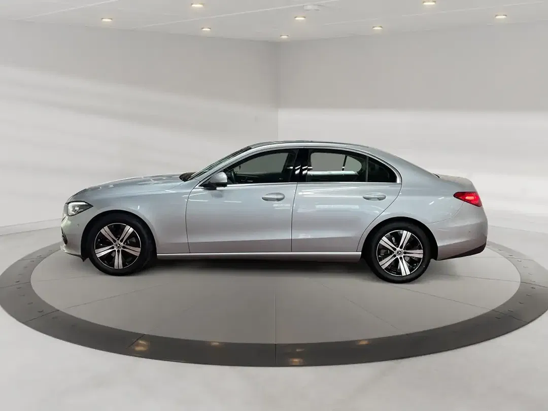 Mercedes-Benz C 180 - Thumbnail 3