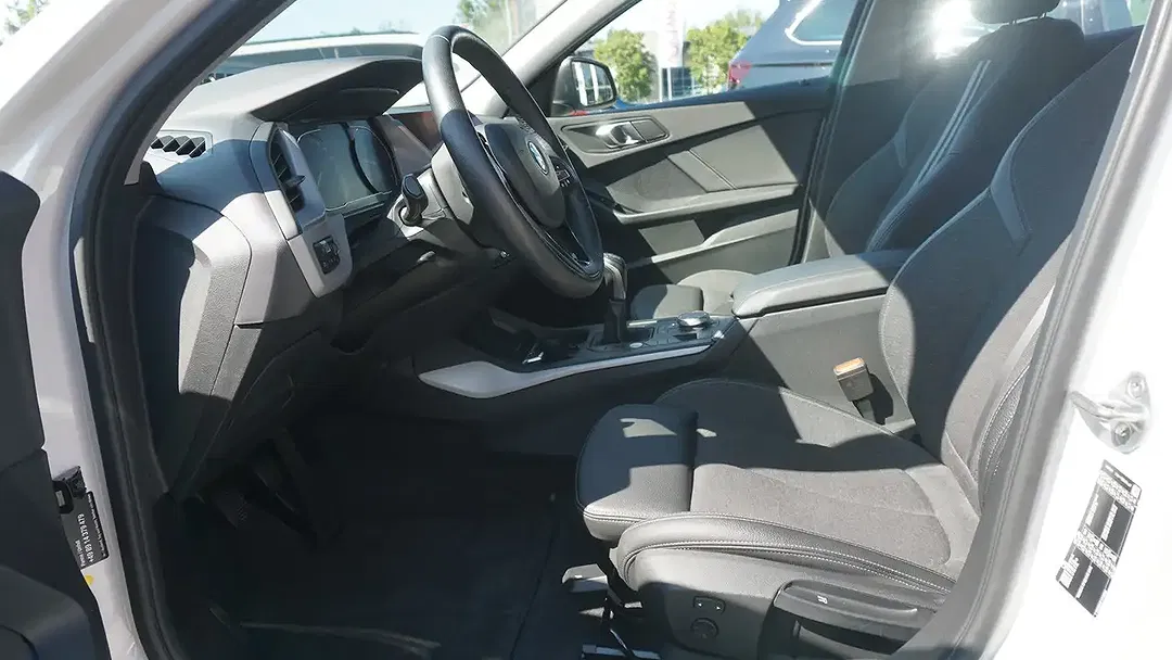 BMW 118 - Thumbnail 13