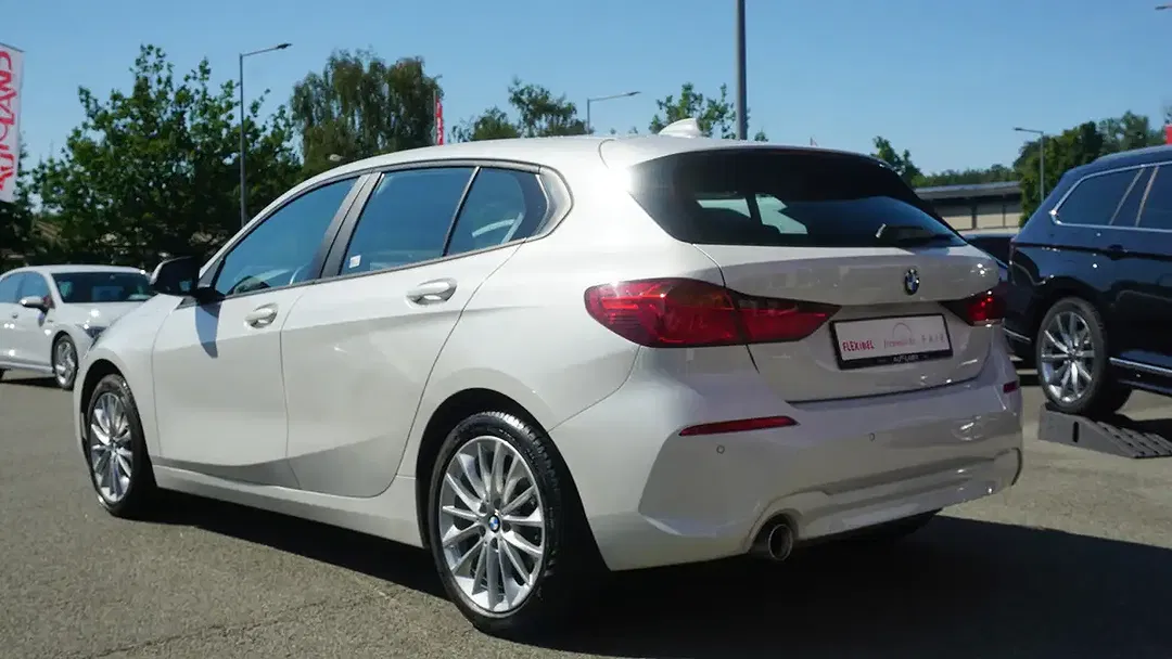 BMW 118 - Thumbnail 6