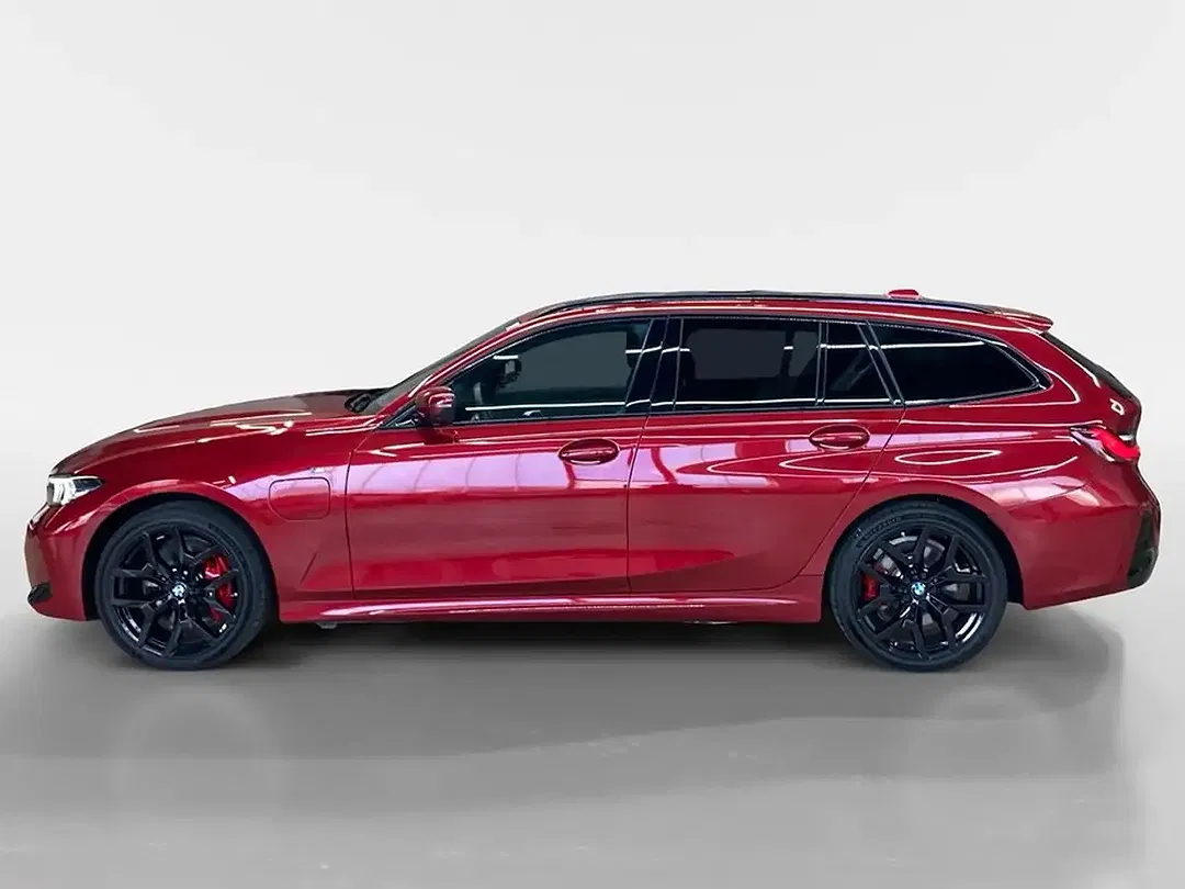 BMW 330 - Thumbnail 4