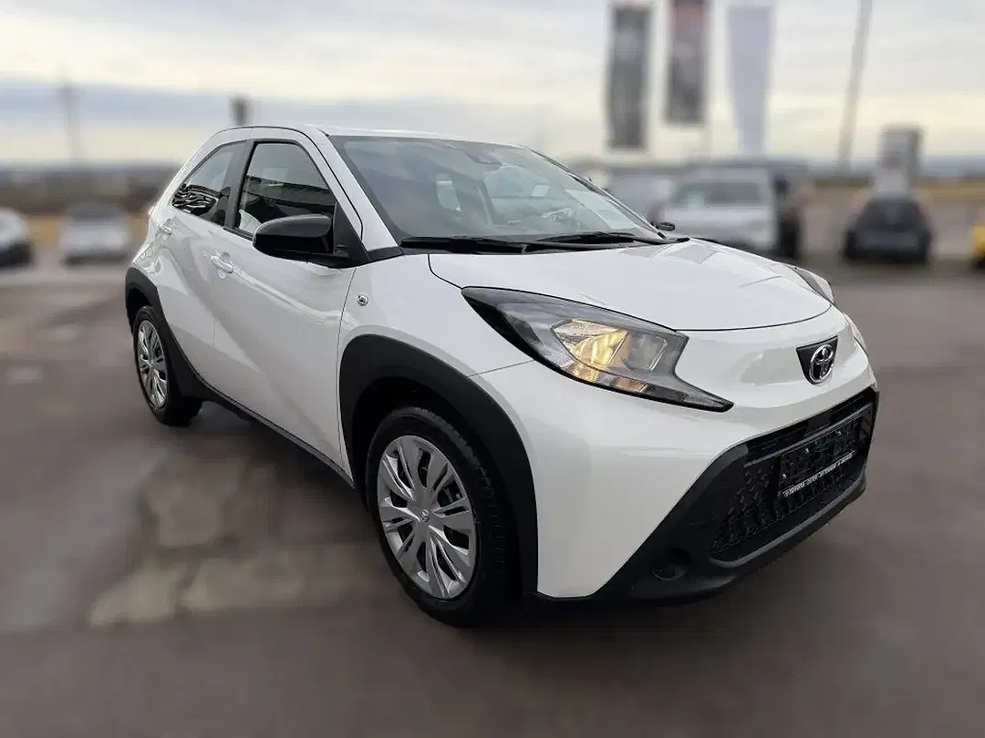 Toyota Aygo X - Thumbnail 3