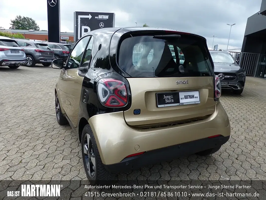 smart forTwo - Thumbnail 3