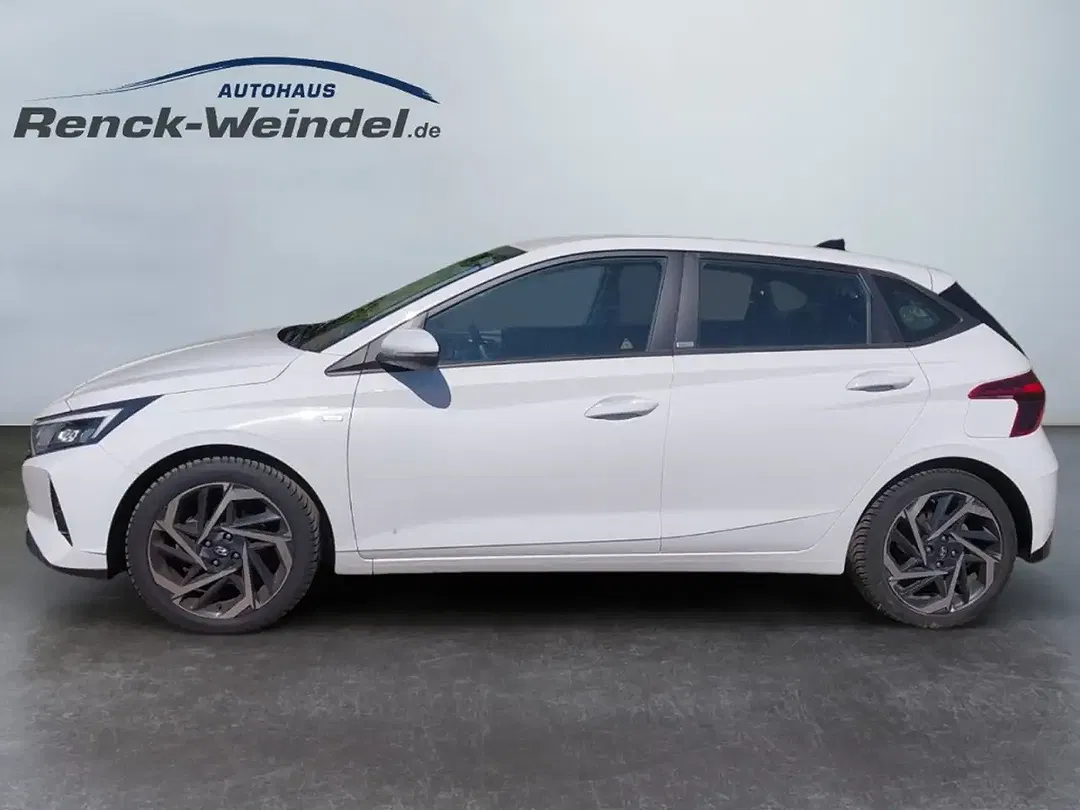 Hyundai i20 - Thumbnail 2