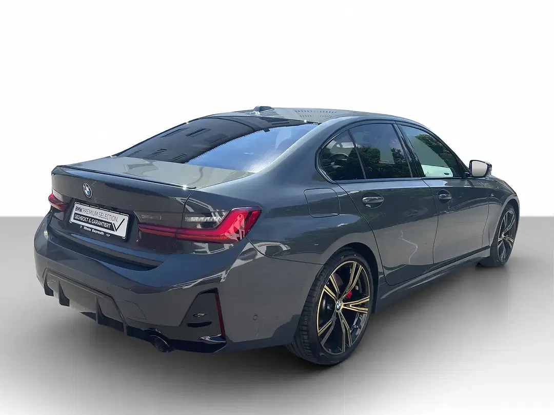 BMW 320 - Thumbnail 2