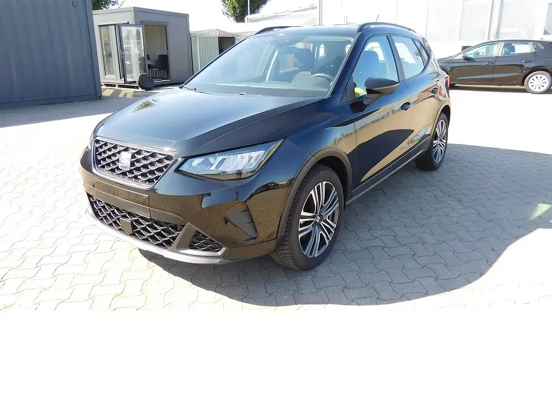 SEAT Arona - Thumbnail 3