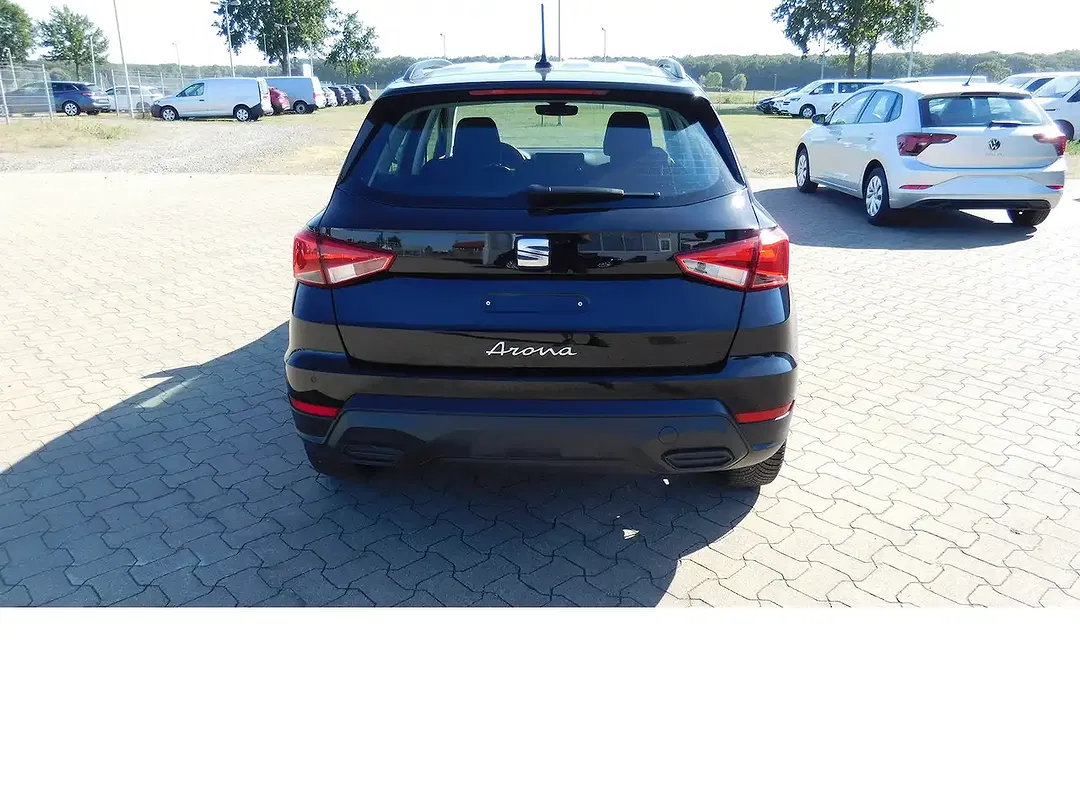 SEAT Arona - Thumbnail 4