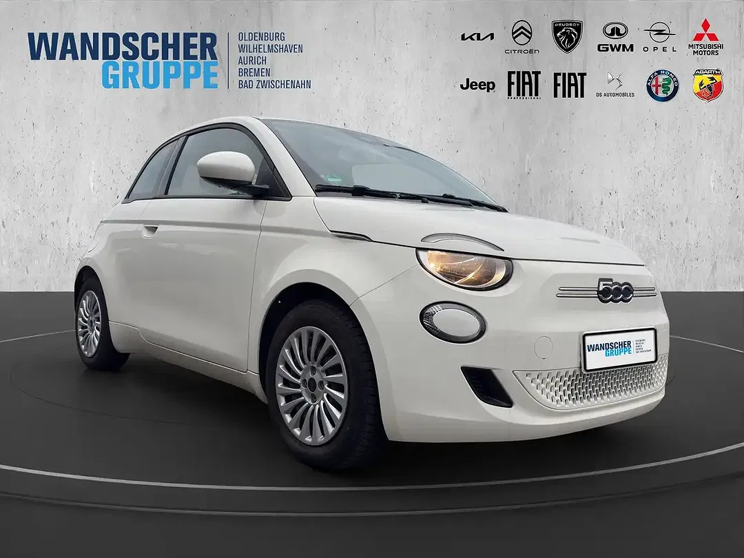Fiat 500e - Thumbnail 8