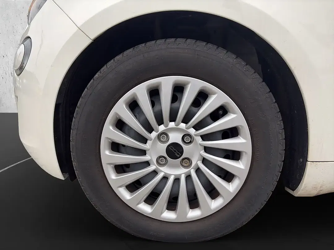 Fiat 500e - Thumbnail 9