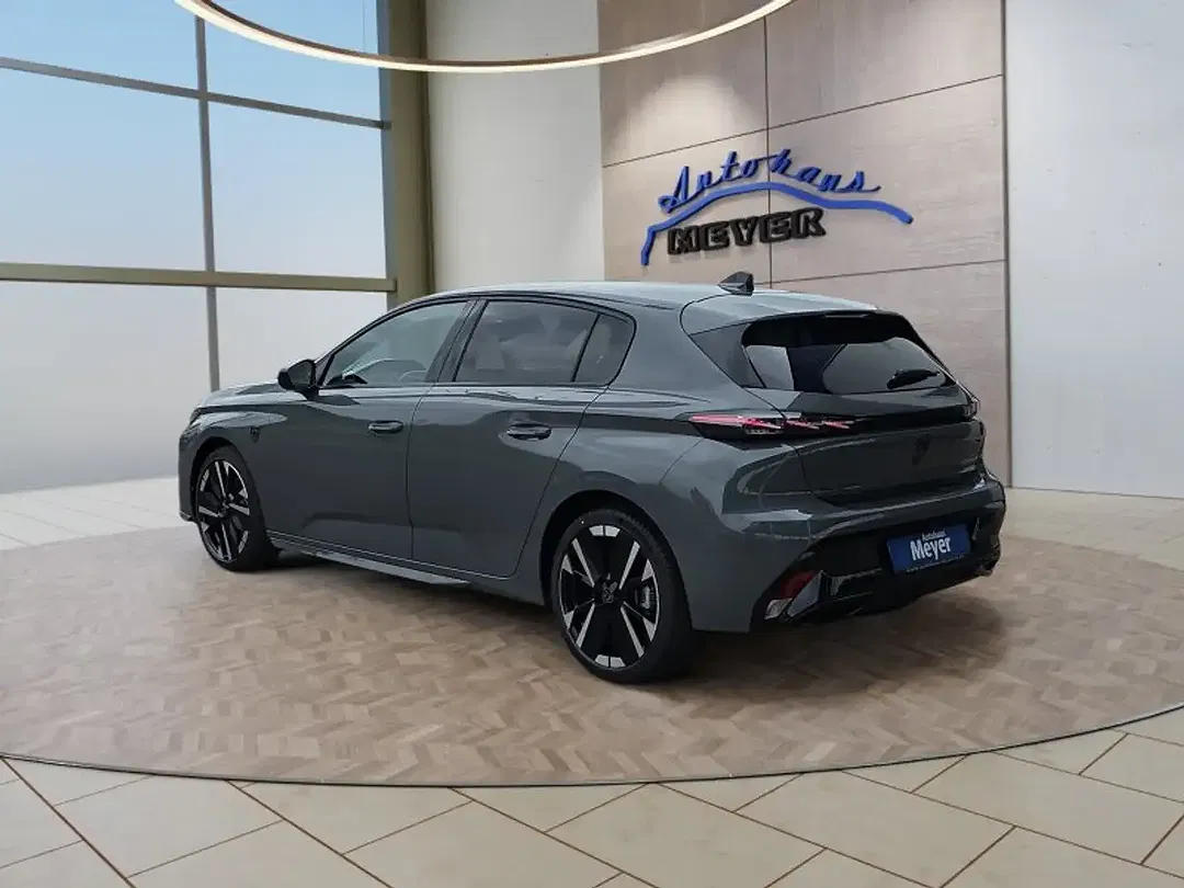 Peugeot 308 - Thumbnail 3