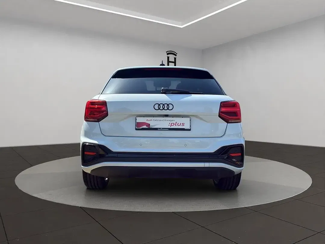 Audi Q2 - Thumbnail 3