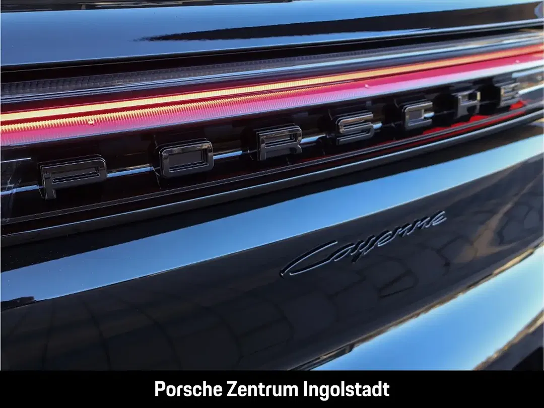 Porsche Cayenne - Thumbnail 8