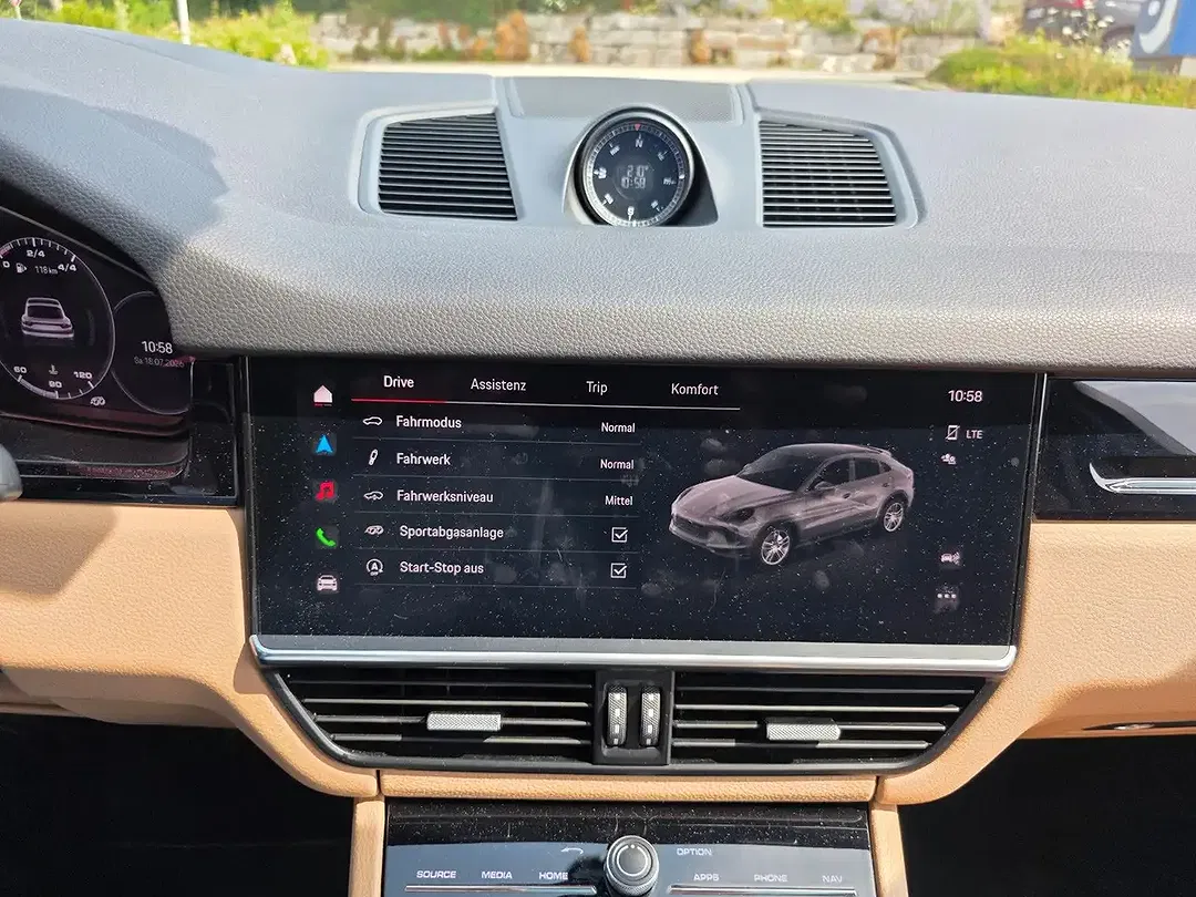 Porsche Cayenne - Thumbnail 14