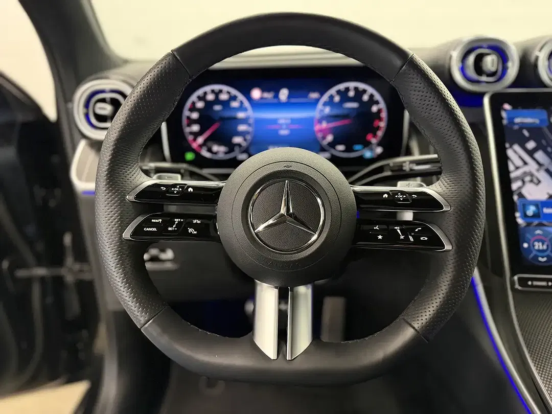 Mercedes-Benz GLC 200 - Thumbnail 9