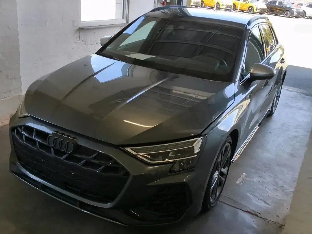 Audi S3 - Thumbnail 2