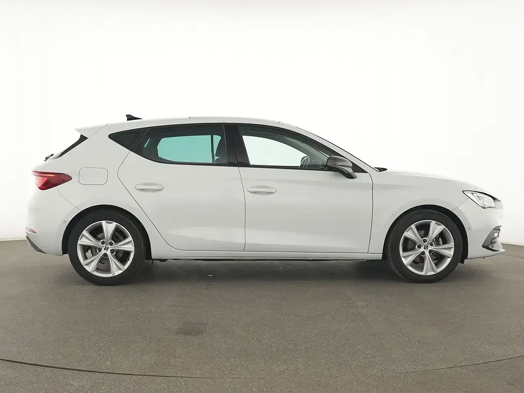 SEAT Leon - Thumbnail 4