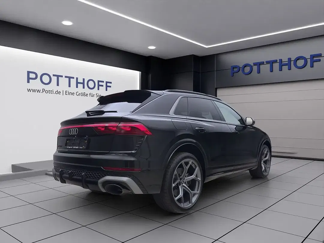 Audi RS Q8 - Thumbnail 6