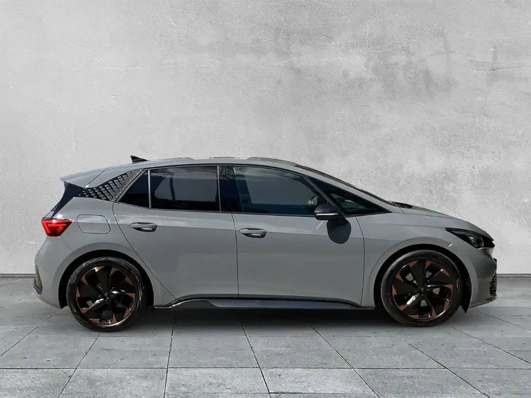 CUPRA Born - Thumbnail 6