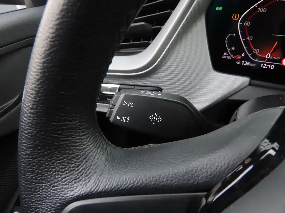 BMW 116 - Thumbnail 9