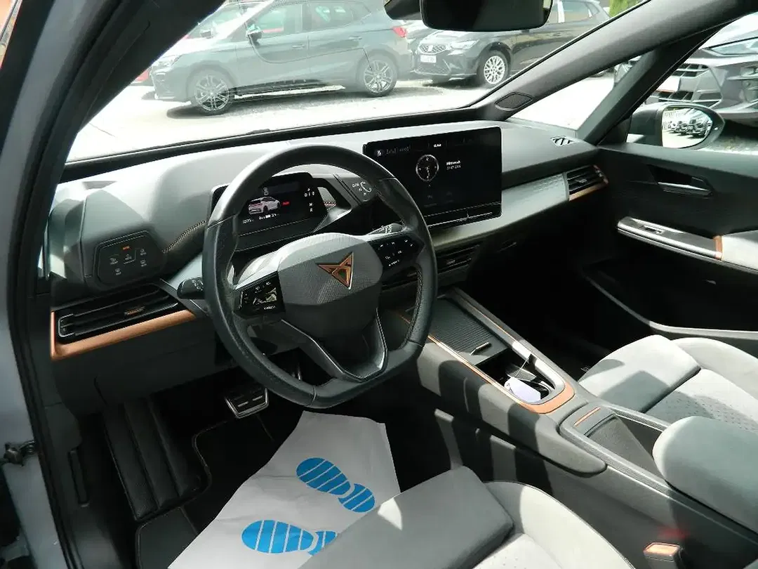 CUPRA Born - Thumbnail 10