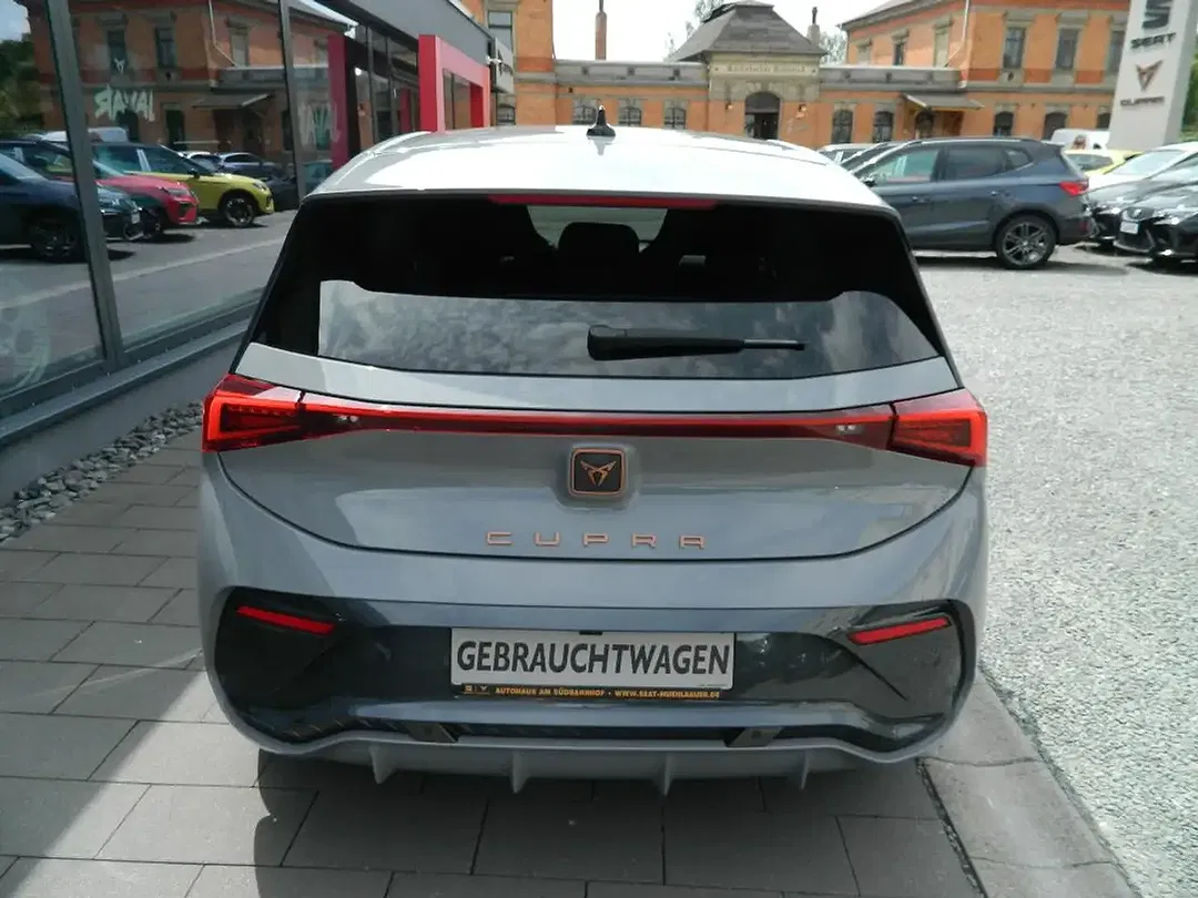 CUPRA Born - Thumbnail 7