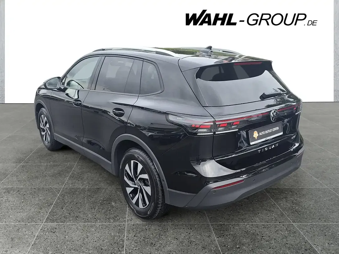 Volkswagen Tiguan - Thumbnail 15