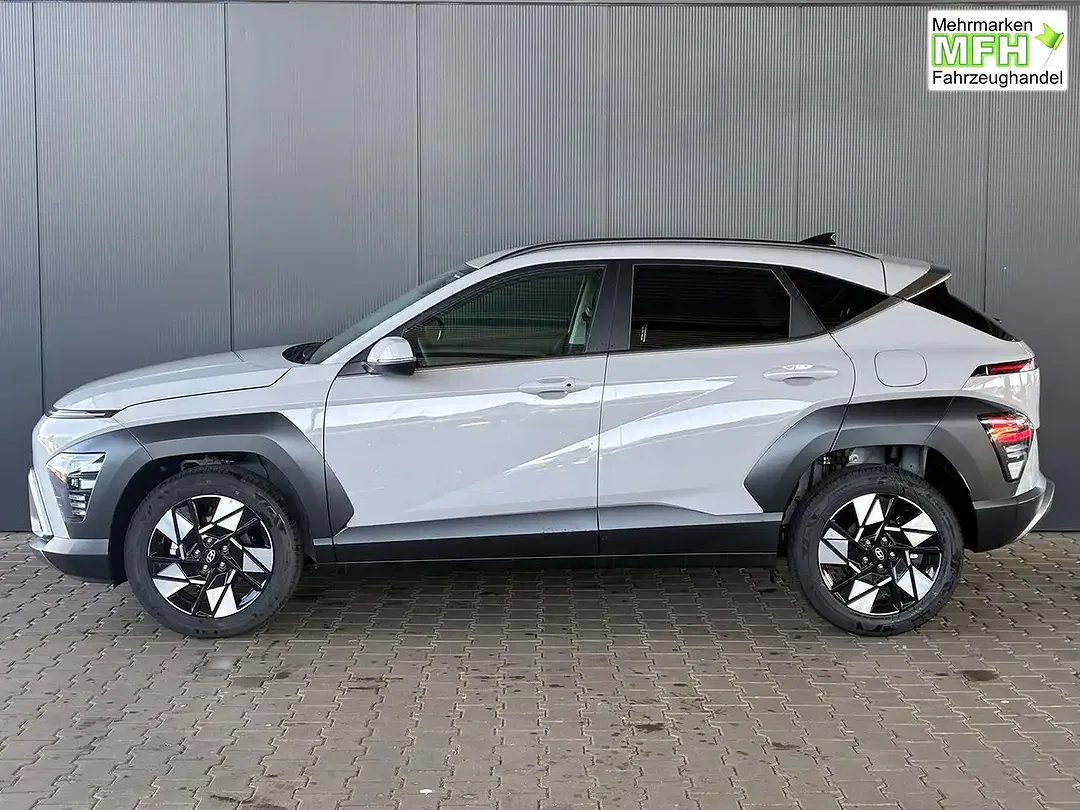 Hyundai KONA - Thumbnail 2