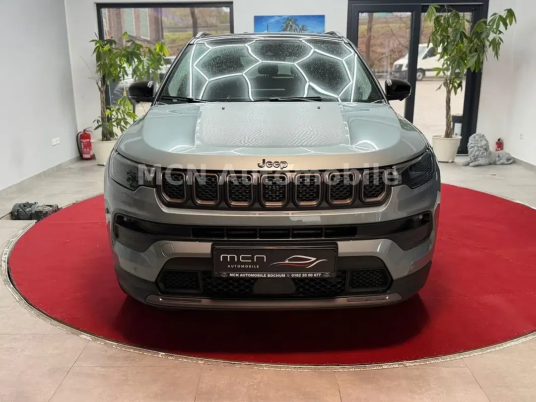 Jeep Compass Hybrid 4x4 Limited - foto 2