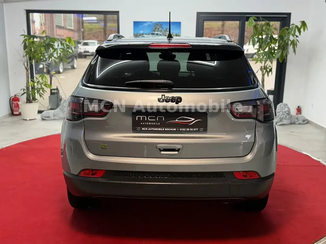 Jeep Compass - Thumbnail 6