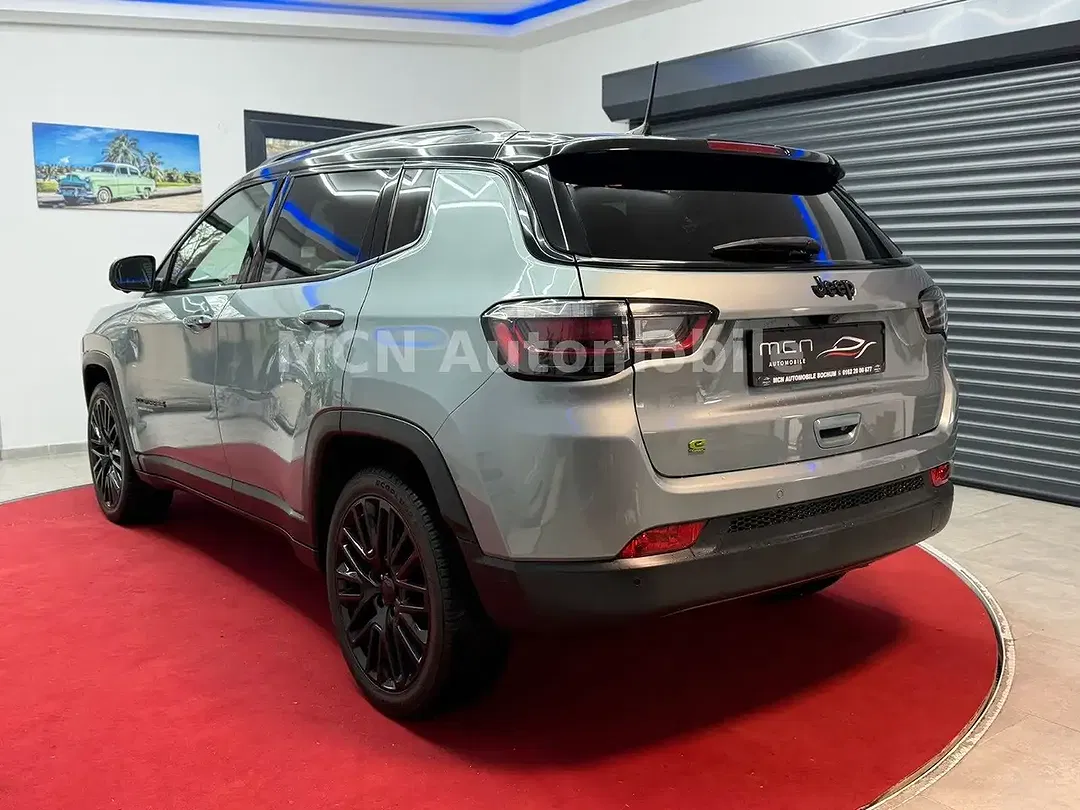 Jeep Compass - Thumbnail 8