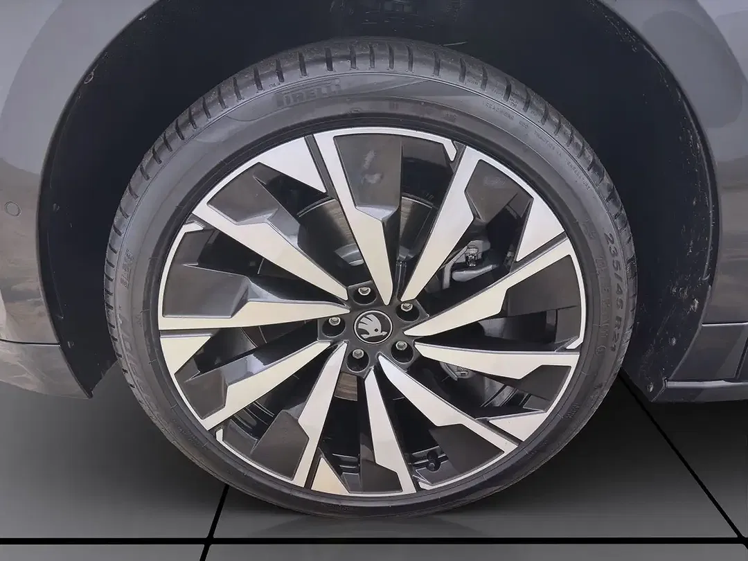 Skoda Enyaq - Thumbnail 9