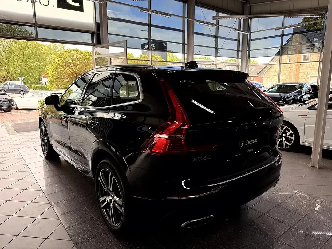 Volvo XC60 - Thumbnail 4