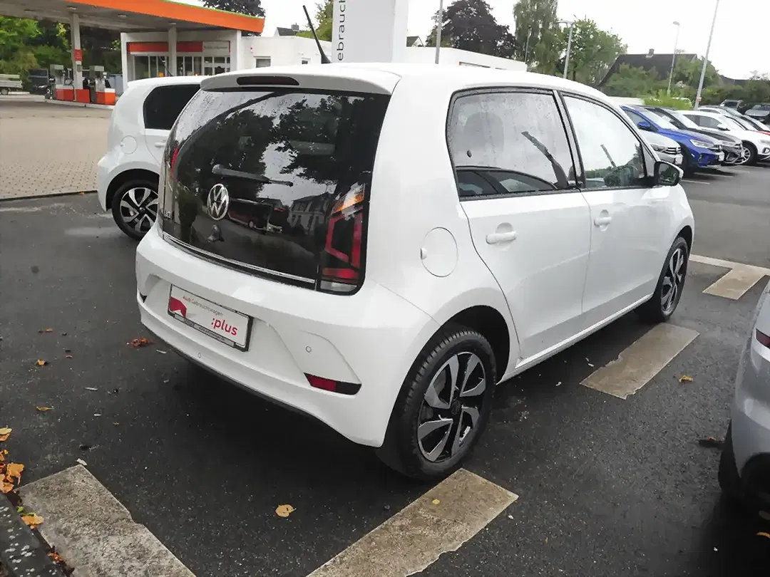 Volkswagen up! - Thumbnail 4