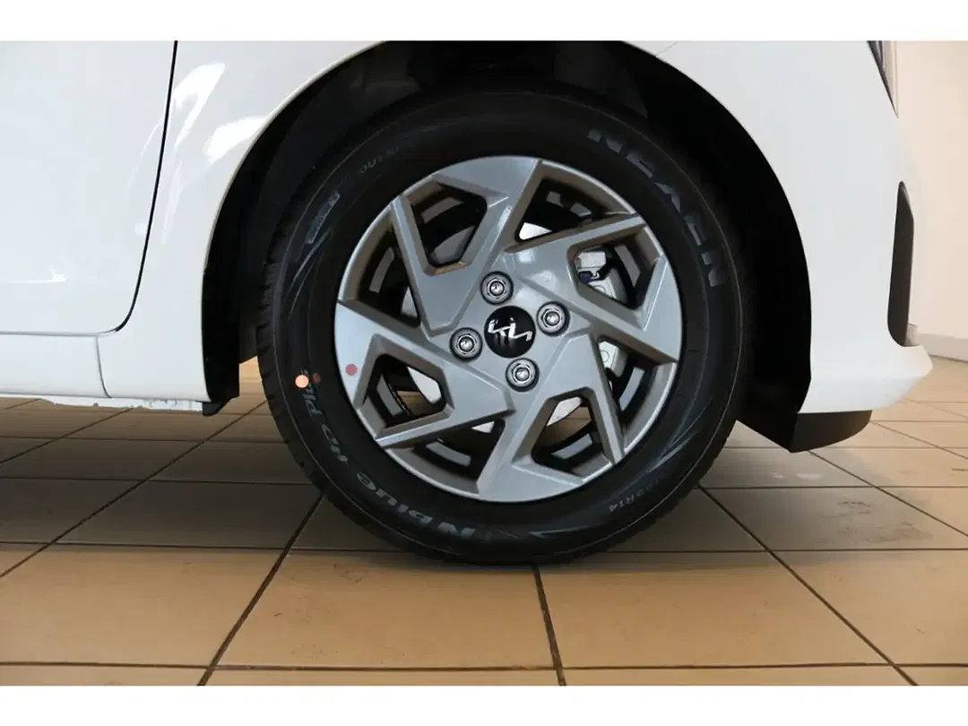 Kia Picanto - Thumbnail 10