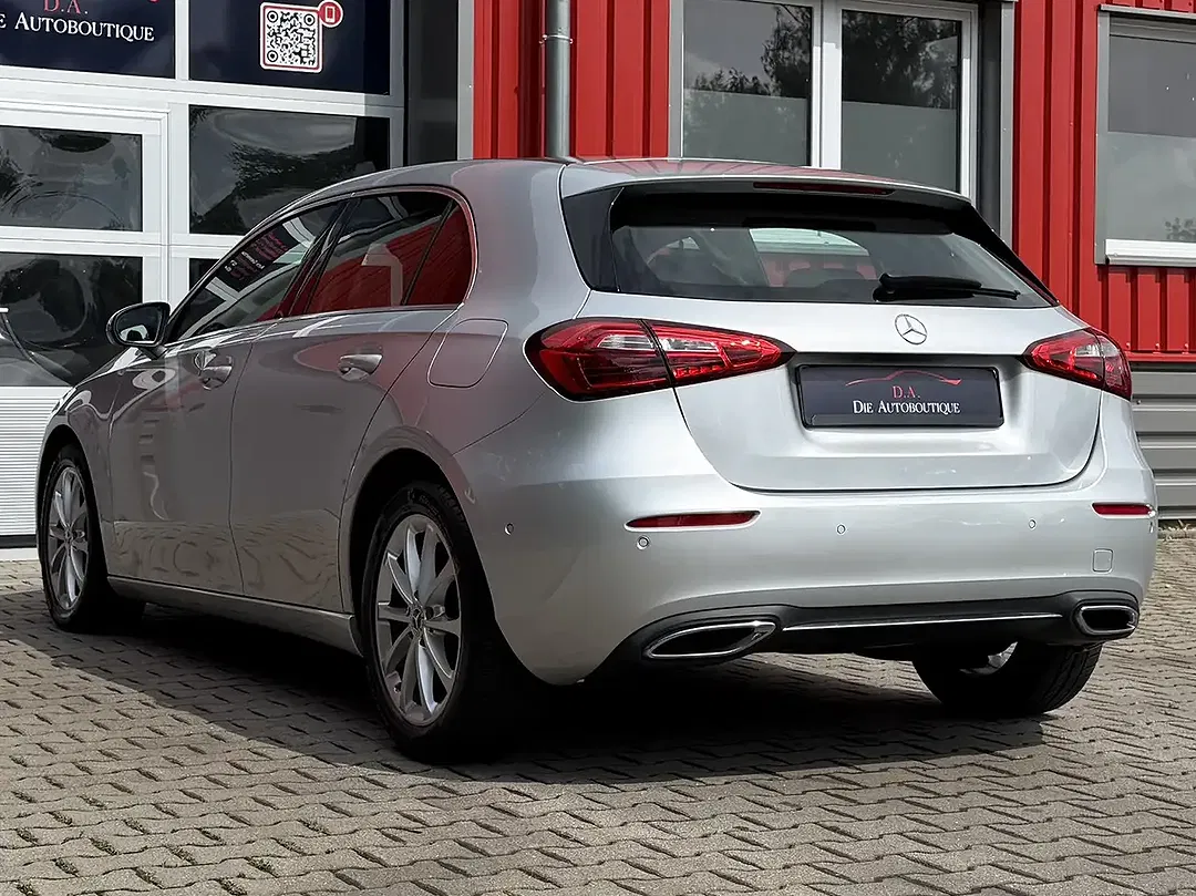 Mercedes-Benz A 180 - Thumbnail 4