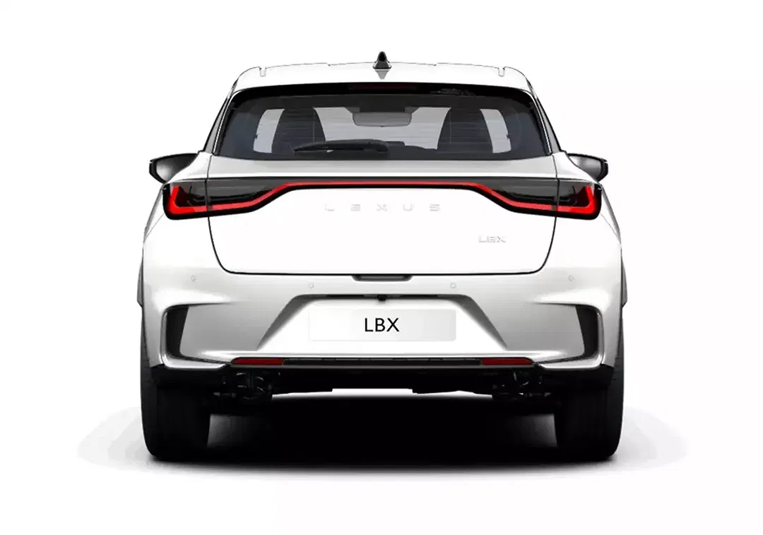 Lexus LBX - Thumbnail 3