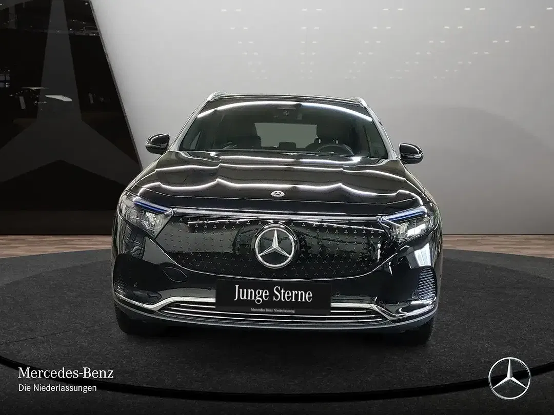 Mercedes-Benz EQA 300 - Thumbnail 2