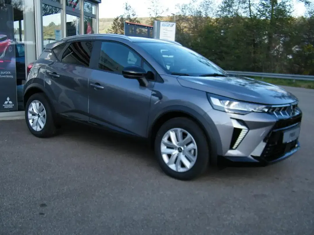 Mitsubishi ASX - Thumbnail 3