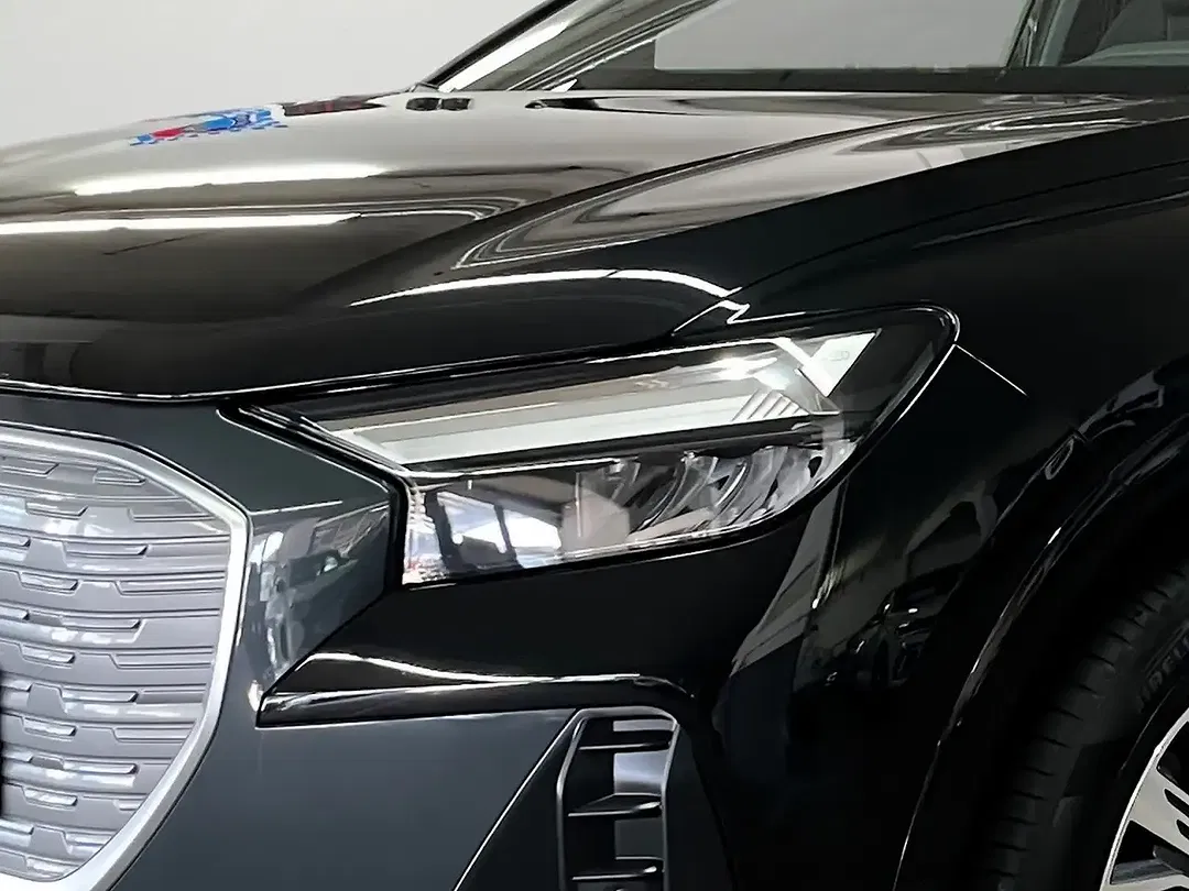 Audi Q4 e-tron - Thumbnail 6