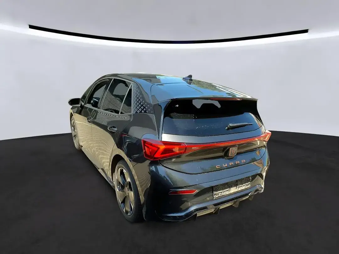 CUPRA Born - Thumbnail 2