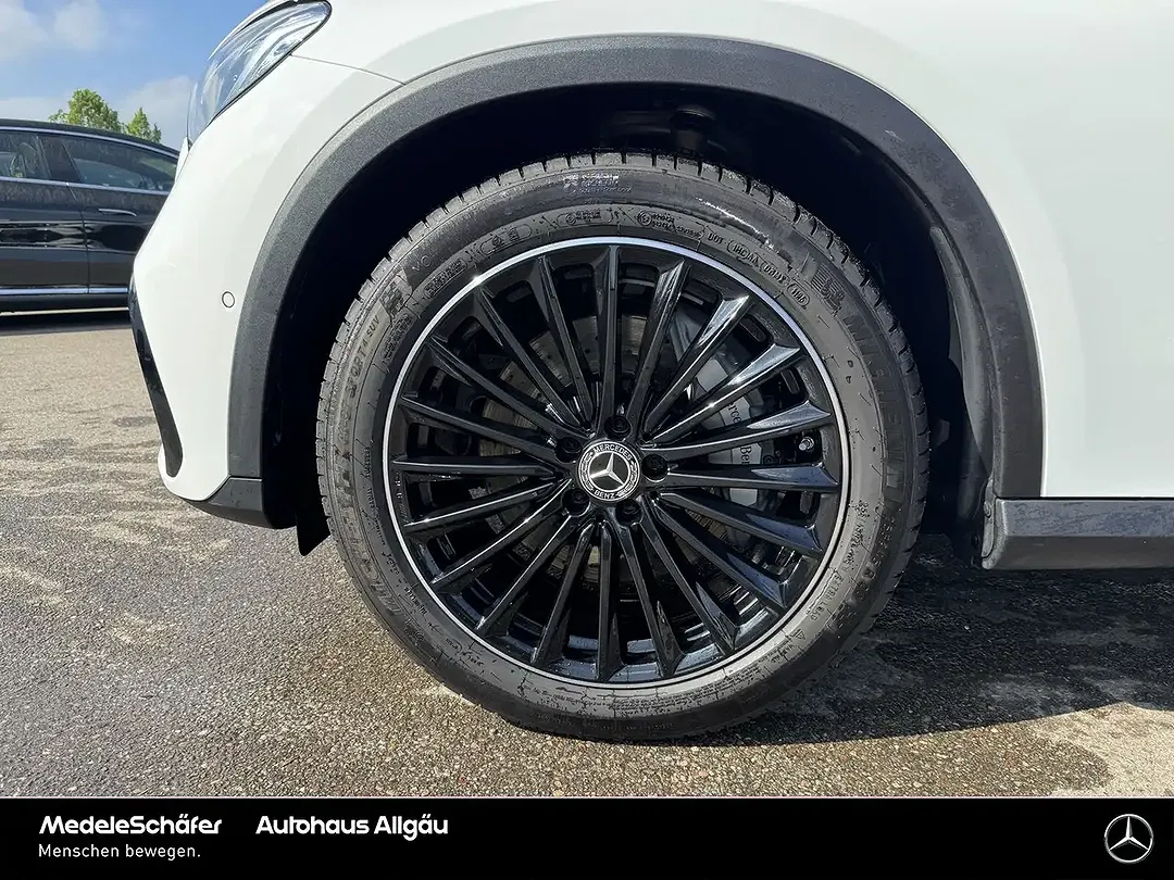 Mercedes-Benz GLC 220 - Thumbnail 13