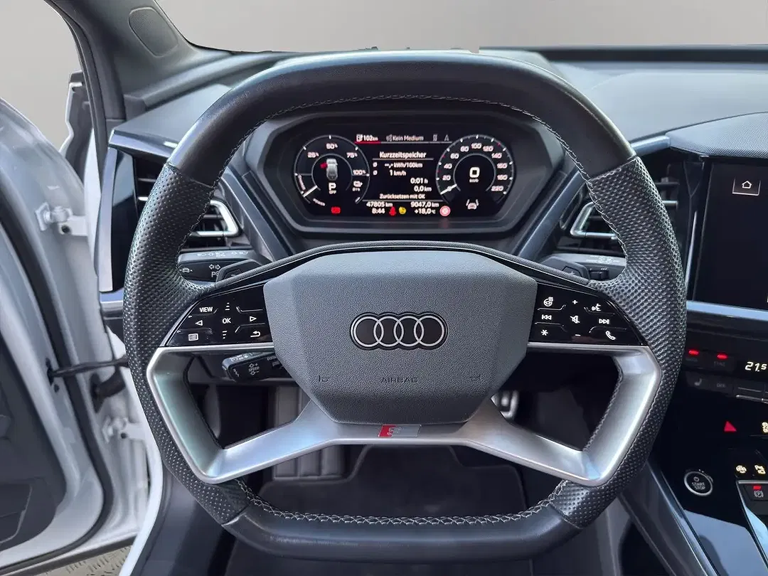 Audi Q4 e-tron - Thumbnail 9